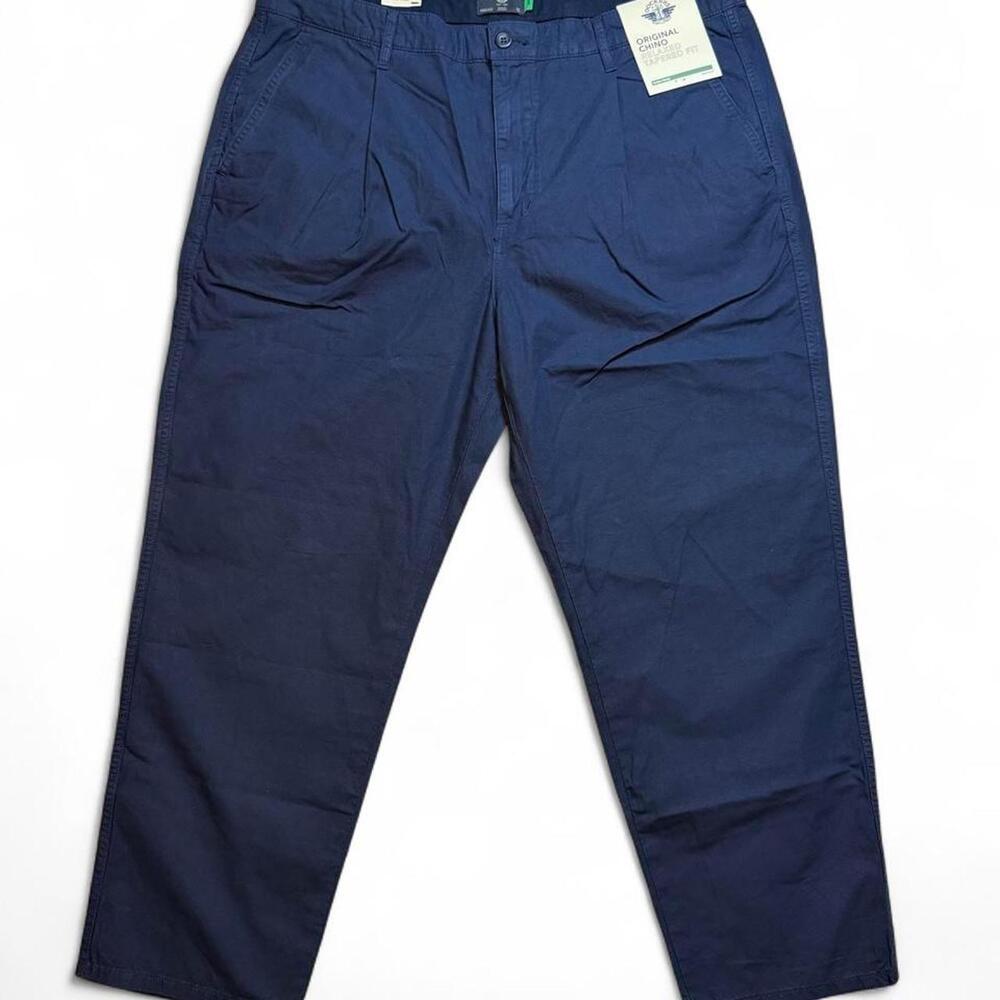 Dockers Navy blue Original Chino pants with a relaxed tapered fit size W38 L30 b